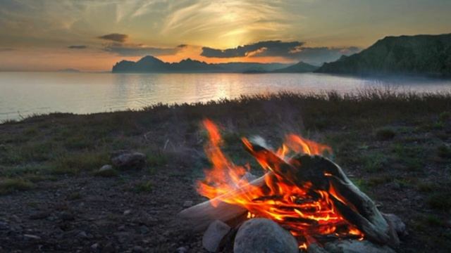 Огонь. Для медитации. Для снятия стресса. Для сна. Звуки костра на берегу моря смотреть онлайн