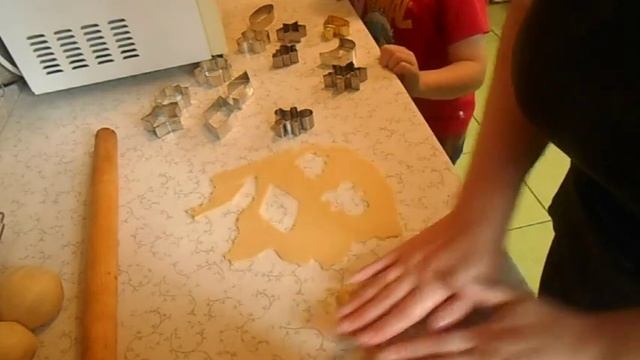 Песочное печенье Хрустящее и рассыпчатое. Готовим с детками! смотреть онлайн