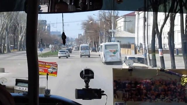 Поездка по проспекту, вид из маршрутки смотреть онлайн