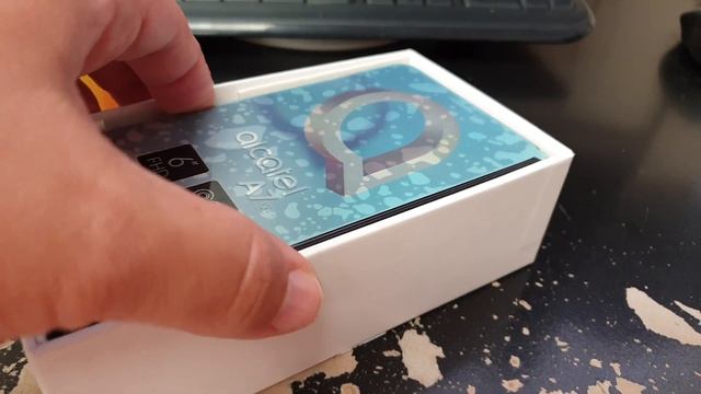 ALCATEL A7 XL 7071D Unboxing Video – in Stock at www.welectronics.com смотреть онлайн
