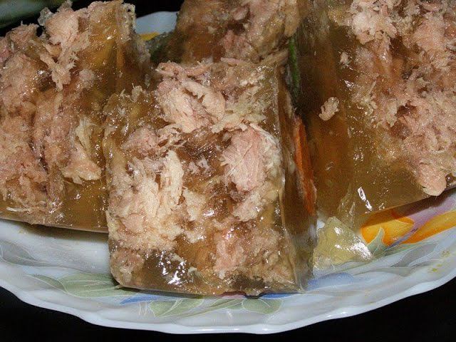 Холодец из говяжих ножек - вкусная закуска на праздничный стол. смотреть онлайн