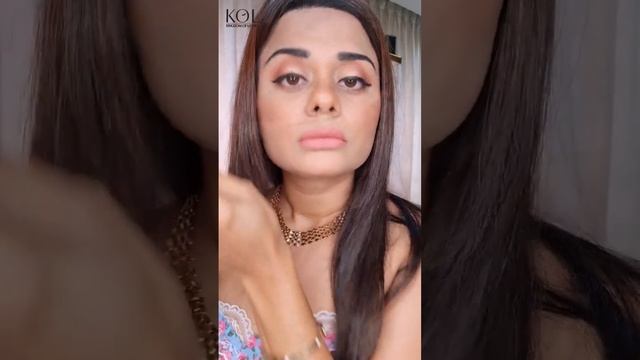 APPLY LASHES IN SECONDS USING LASH ADHESIVE EYELINER "KINGDOM OF LASHES" смотреть онлайн