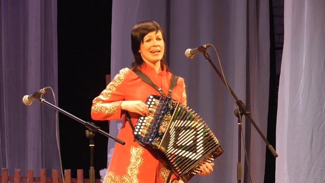 Екатерина Миронова "Хуторянка".mp4 смотреть онлайн