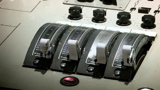 Abbey Road 60s Drummer by Native Instruments смотреть онлайн