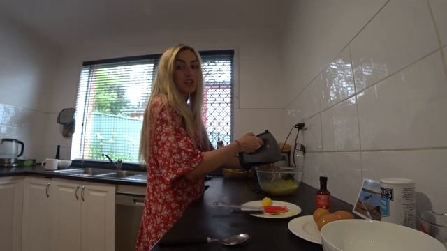 Шоколадный десерт ламингтон - Австралийская кухня. Рецепты Kitchen727. смотреть онлайн