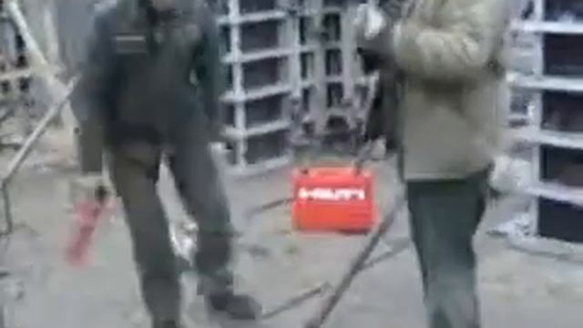 Монтажный пистолет Hilti смотреть онлайн