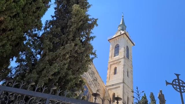 At this place the Virgin Mary and Elizabeth met- Church of the Visitation, Jerusalem (Ein Kerem) смотреть онлайн