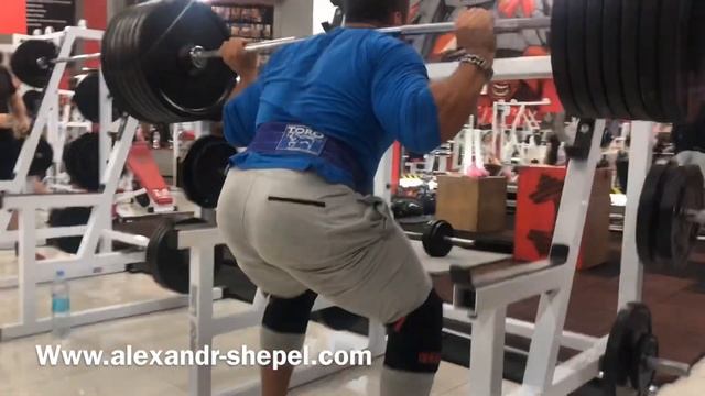 200 кг на 10 раз - приседание это сила смотреть онлайн