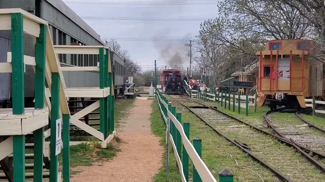 TTM 0-4-0 #1 Train Ride and Runbys, Return to Shed (3/7/20) смотреть онлайн