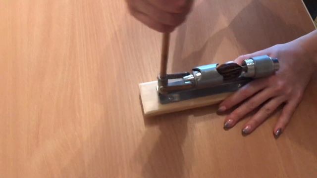 Колка маньчжурского ореха.How to remove a kernel of a Juglans mandshurica. смотреть онлайн