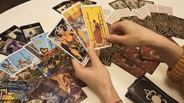 Любовный треугольник. Он, Вы и соперница. Анализ на Таро. смотреть онлайн