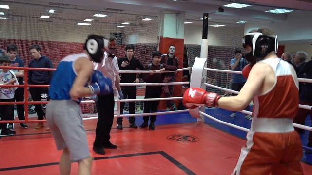 Красный ринг 7 Легенд #3 клуб Ударник 1 смотреть онлайн