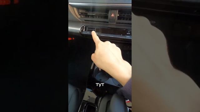 Это новый Toyota Prius 2023! смотреть онлайн