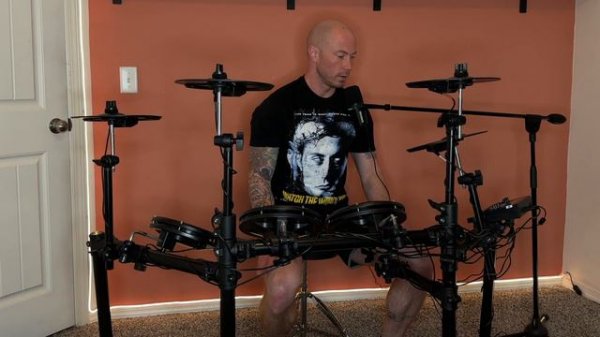 DONNER DED-200 ELECTRONIC DRUM SET UNBOXING DRUMMER FIRST TIME REVIEW