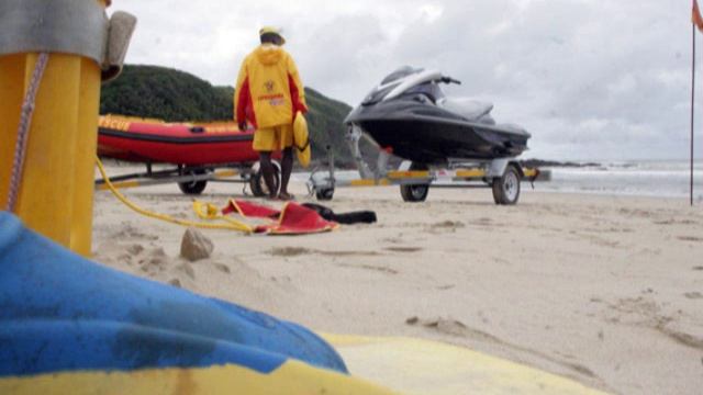 South Africa's most dangerous shark attack beach? смотреть онлайн