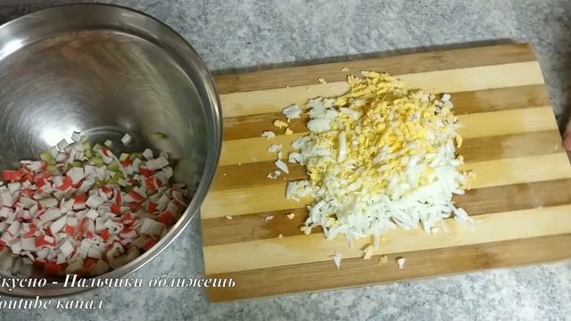 Попробуешь - Язык Проглотишь!! Салат к Новому Году Кукурузка с крабовыми палочками смотреть онлайн