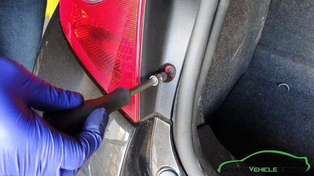 RENAULT CLIO 3 - How To Remove Rear Brake Light Tail Lamp Bulb Change Removal 2006-2012 смотреть онлайн
