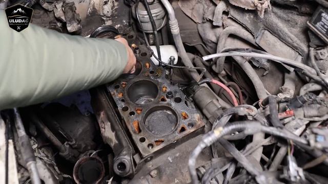 MOTOR REKTEFİYE İSTEYEN ARACA SEGMAN ATTIK ! (Ford Escort 1.6 Motor Silindir Kapak Conta Değişimi) смотреть онлайн