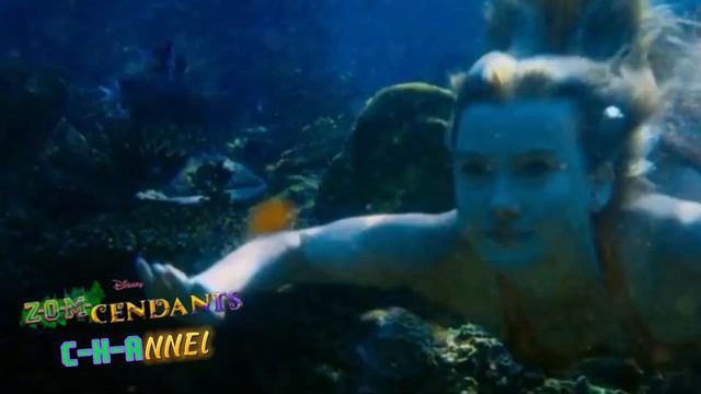 Mako mermaids and H2O Just Add Water Season 1 Episode 1 scene Ondina meets Emma from the first time смотреть онлайн