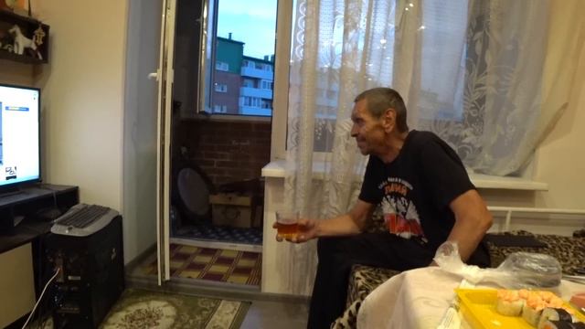 ПРАЗДНОВАНИЕ БАТИНОГО ДНЯ РОЖДЕНИЕ, ЗАСТОЛЬЕ ПЬЯНКА ПО КАЙФУ ГУЛЯНКА, БАТИ ИСПОЛНЯЕТСЯ 61 ГОД. смотреть онлайн