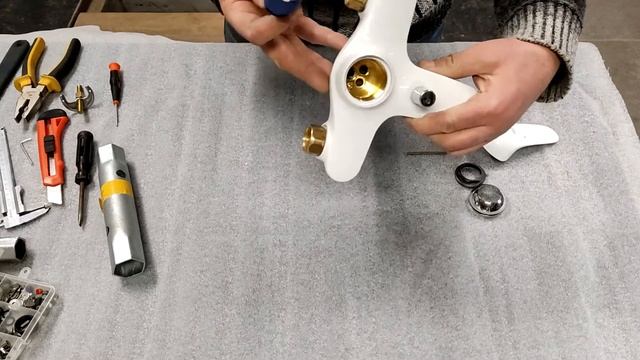 Интересный белый смеситель Грое, замена картриджа Grohe смотреть онлайн