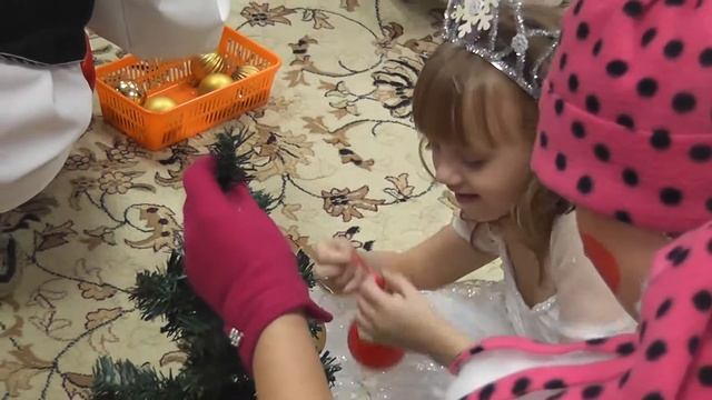 Новогодный Утренник, 23.12.2016, Детский сад N 80, группа 8 смотреть онлайн