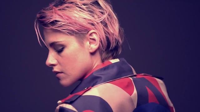 #kristenStewart New BTS video of the photoshoot at Deauville Film Festival via @oliviervigerie смотреть онлайн