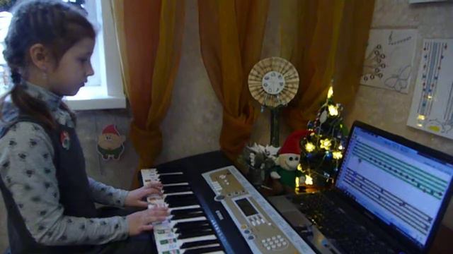SOFT MOZART Winter Recital 2018 2019 Lisa 8 plays Train пианино смотреть онлайн