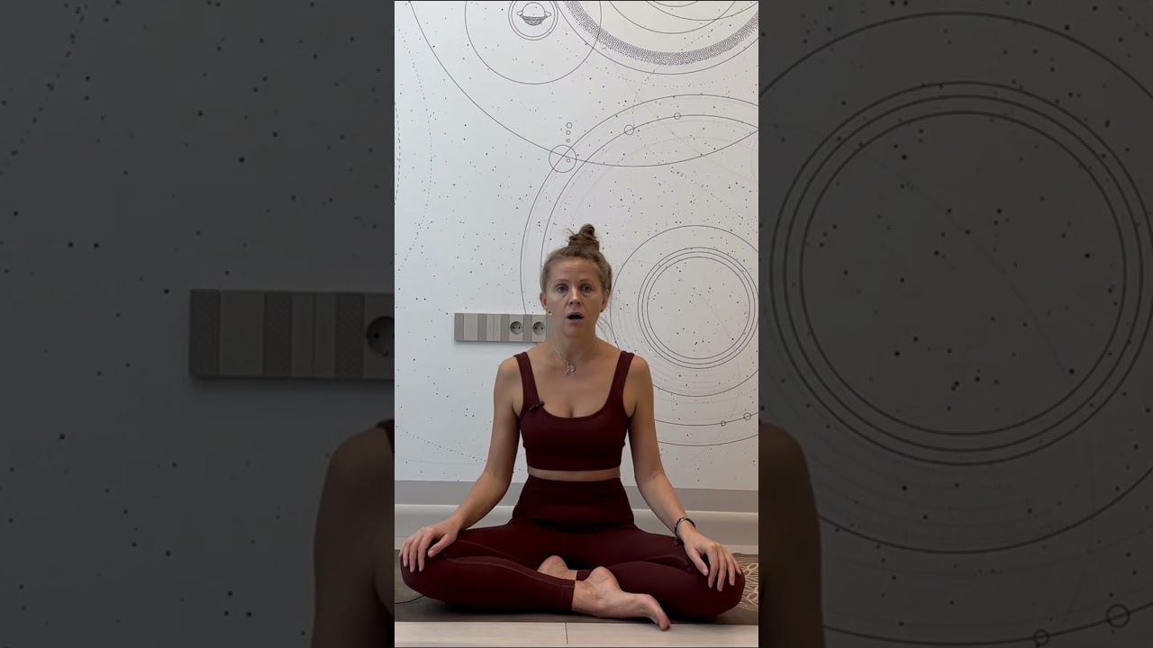 Как правильно выполнять дыхание Уджайи? #женскоездоровье #тренировкидома #упражнениядляженщин смотреть онлайн