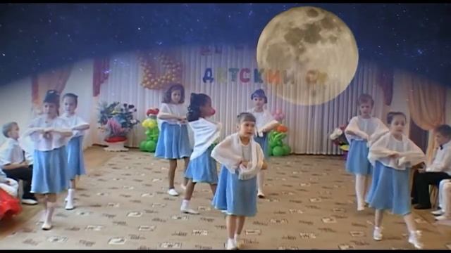 Детский сад № 121 Танец Сидит Ворон на Дубу 24 05 2012 смотреть онлайн