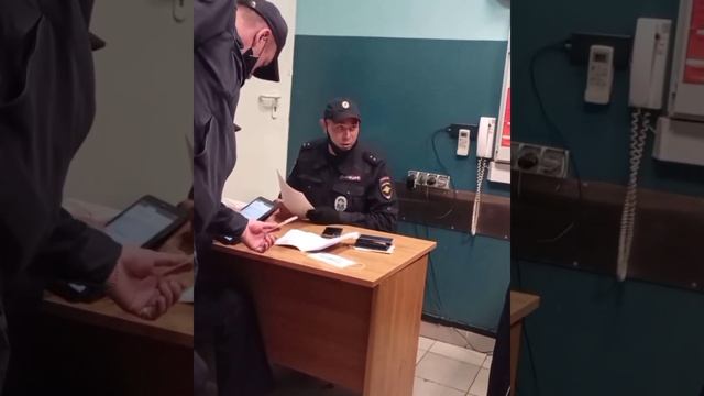 ШОК!!! ? ПОЛИЦЕЙСКИЕ ГАСЯТ ТАДЖИКОВ смотреть онлайн