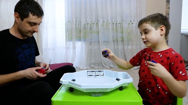 БейБлэйд Эволюция XCALIUS X3 Сезон 2 Распаковка Обзор Бои BeyBlade Burst Evolution God смотреть онлайн