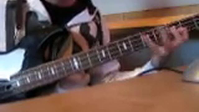 Stephen Speaks - Out Of My League [Me on my Bass Guitar] Bass Cover смотреть онлайн