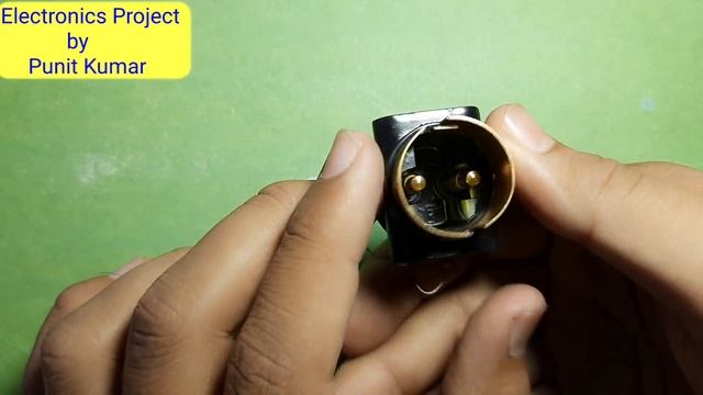 |How to Make Automatic ON\OFF Bulb Holder with 220v ac|Automatic Bulb 220v|Electronics project| смотреть онлайн