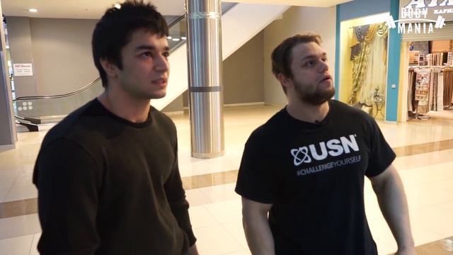 Дрыщ перебил Макса в силе удара \ Schoolboy vs Bodybuilder смотреть онлайн