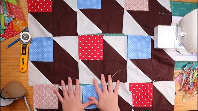 How to Make a 3D Cube Quilt Block the EASY Way смотреть онлайн