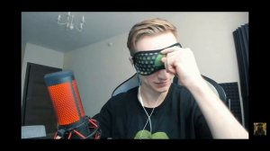 Абовен спалил лицо на стриме!!!