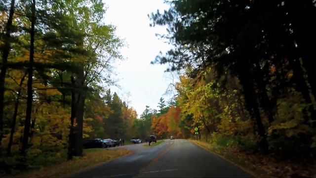 Осенняя дорога 🍁 Itasca Park Minnesota смотреть онлайн
