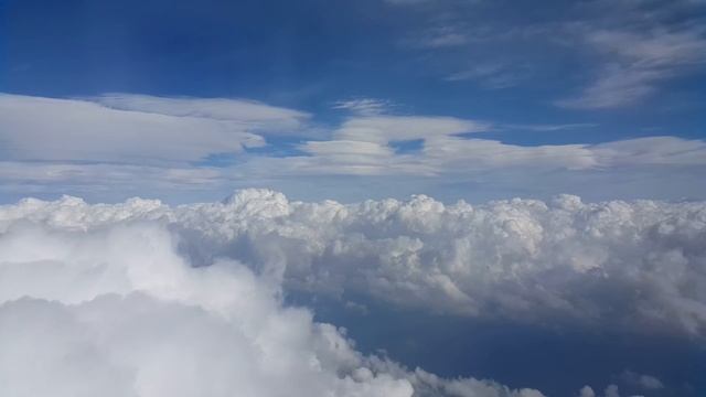 Что находится над облаками и как выглядят облака сверху. смотреть онлайн