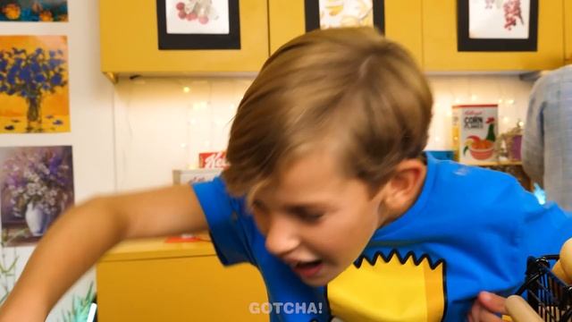 Trendy TikTok Challenges! Family Games and Funny Fails by Gotcha! смотреть онлайн
