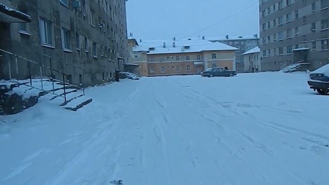 ВОРКУТА   - первый снег   10.10.15 года октябрь