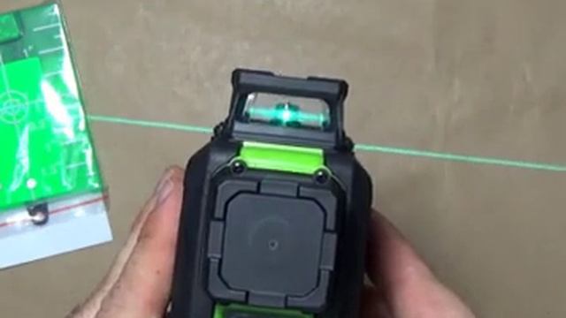 Nivel láser semi profesional autonivelante Huepar 902CG Láser Línea cruzada Láser Cobertura, Nive смотреть онлайн