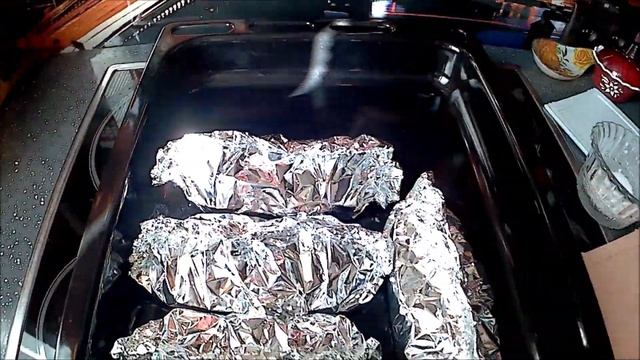 Запечённая рыба с картофелем в духовке / как приготовить рыбу с картофелем духовке / рецепт смотреть онлайн