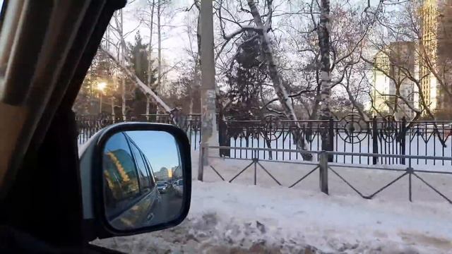 DAY IN THE LIFE OF A EXPAT IN RUSSIA |  Siberian City, Shops, Migration Office Frustration And More