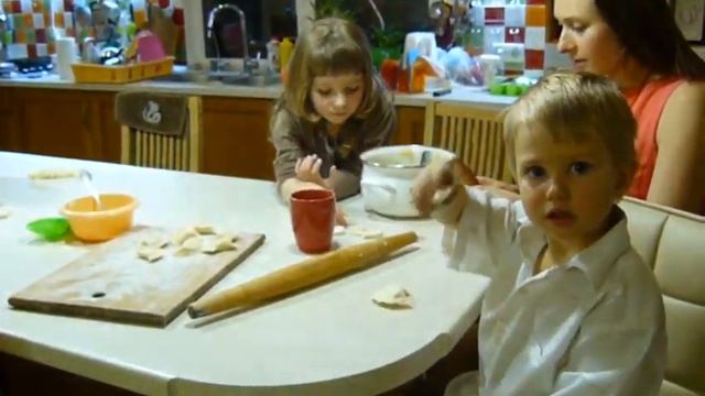 Мы лепим вареники смотреть онлайн