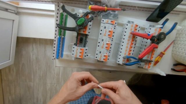 Сборка Щита Mistral 41 48 и Реверсивный Рубильник смотреть онлайн