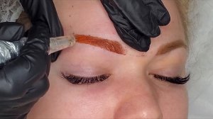 Перекрытие татуажа бровей. Как скорректировать серые и голубые брови