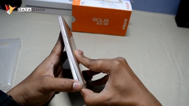 Intex Aqua 5.5 VR 4G VOLTE Unboxing & First Impression | Data Dock смотреть онлайн