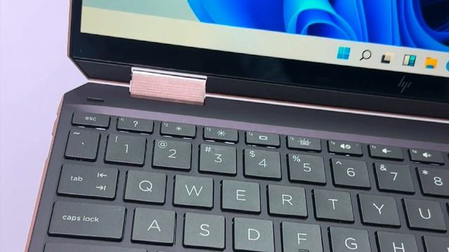 HP Spectre x360 13 inches: 10th Gen Core i7 смотреть онлайн