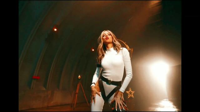 DOROFEEVA - gorit (slowed version) смотреть онлайн